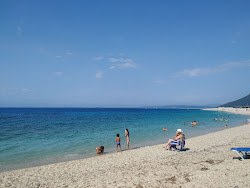 Photo de Gyra Beach - endroit populaire parmi les connaisseurs de la détente