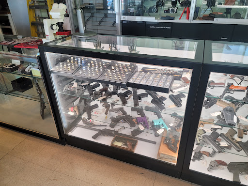 Pawn Shop «The PawnStore», reviews and photos, 3005 Douglas Ave, Des Moines, IA 50310, USA