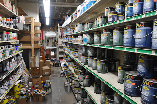 Welsh's Village Farm & Home