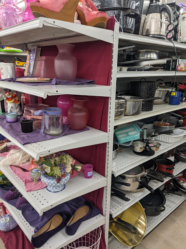 Thrift Store «Green Bay East Goodwill Retail Store & Training Center», reviews and photos