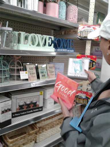 Discount Store «Dollar General», reviews and photos, 9980 W Oakland Park Blvd, Fort Lauderdale, FL 33351, USA