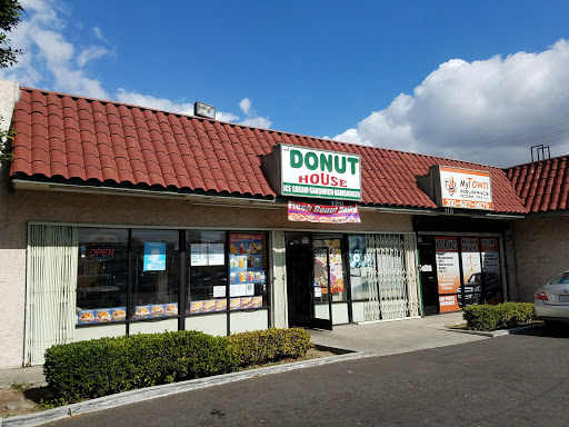 Donut Shop «Donut House», reviews and photos, 120 N Long Beach Blvd, Compton, CA 90221, USA