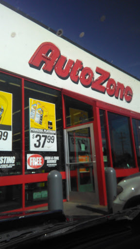 Auto Parts Store «AutoZone», reviews and photos, 455 Farmington Ave, Bristol, CT 06010, USA