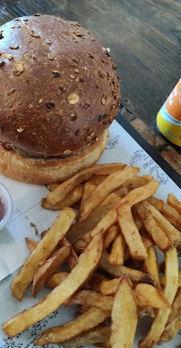 Plats et boissons du Restaurant de hamburgers Restaurant Burger Clermont-fd : L'Atelier de Marius à Clermont-Ferrand - n°14