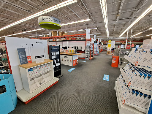 Office Supply Store «Staples», reviews and photos, 1129 W 14 Mile Rd, Clawson, MI 48017, USA