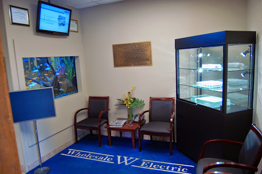 Electrical Supply Store «Wholesale Electric Supply Co. of Houston, Inc.», reviews and photos, 4040 Gulf Fwy A, Houston, TX 77004, USA