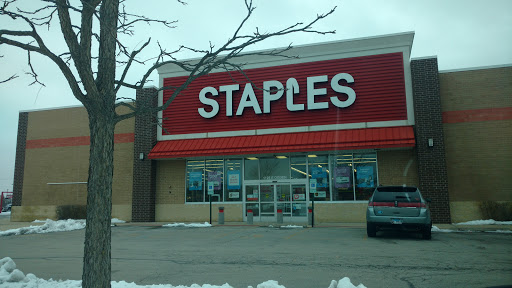 Office Supply Store «Staples», reviews and photos, 1125 E Ogden Ave, Naperville, IL 60563, USA