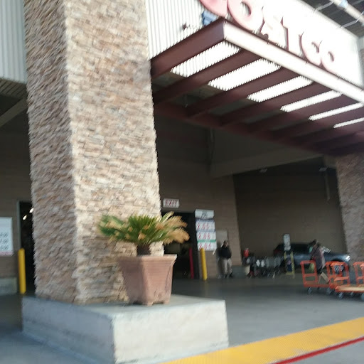 Warehouse store «Costco Wholesale», reviews and photos, 1800 Cavitt Dr, Folsom, CA 95630, USA