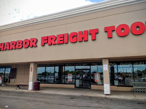 Hardware Store «Harbor Freight Tools», reviews and photos, 3333 W Henrietta Rd #400, Rochester, NY 14623, USA