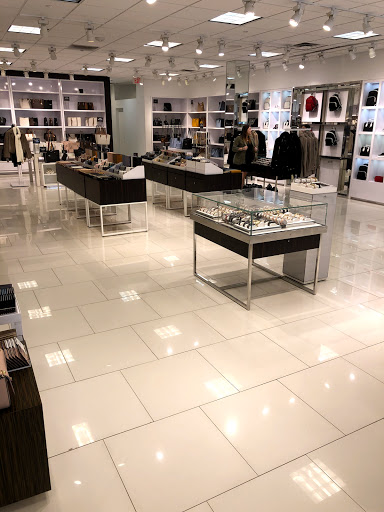 Fashion Accessories Store «Michael Kors», reviews and photos, 20-A Killingworth Turnpike #430, Clinton, CT 06413, USA