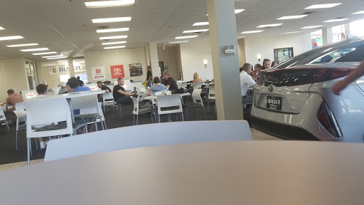 Toyota Dealer «Walser Toyota», reviews and photos, 4401 American Blvd W, Bloomington, MN 55437, USA
