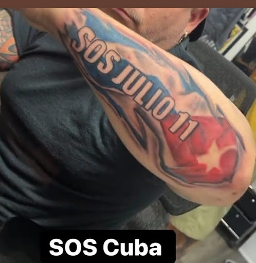 Explore rib cage tattoo ideas for guys, creative tattoo ideas in Hialeah, available at Allstar Tattoo & Body piercing