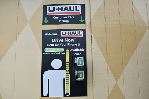 Truck Rental Agency «U-Haul of Roseville», reviews and photos, 31540 Gratiot Ave, Roseville, MI 48066, USA