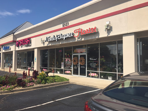 A Touch Of Elegance Florist, 12123 Shelbyville Rd, Louisville, KY 40243, USA, 