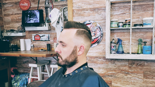 Barber Shop «Silver Clipper Barber Shop», reviews and photos, 512 21st St, Vero Beach, FL 32960, USA