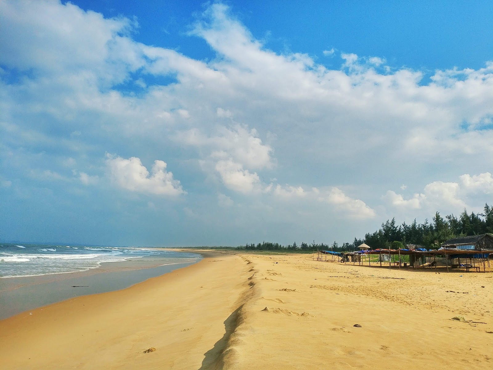 Rang Beach的照片 带有长直海岸