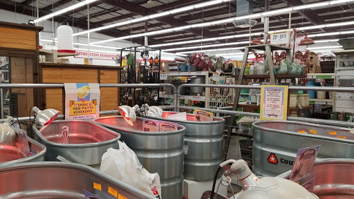 Home Improvement Store «Tractor Supply Co.», reviews and photos, 1884 N Collins Blvd, Covington, LA 70433, USA