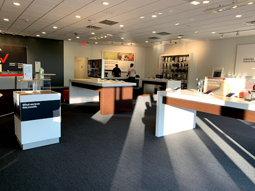 Cell Phone Store «Verizon», reviews and photos, 9705 Research Blvd d, Austin, TX 78759, USA