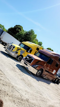 Big Rig Truck Repair & 24 HR Road Side - Photo 4 - Car repair in Roebuck, SC, Spartanburg