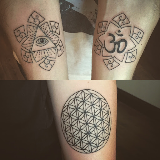 Tattoo Shop «Impulse Ink Tattoo», reviews and photos, 2113 Coulee Rd, Hudson, WI 54016, USA