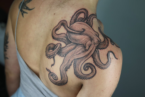 Explore flower tattoo ideas for females, creative tattoo ideas in Saint Petersburg, available at Lucky You Tattoo