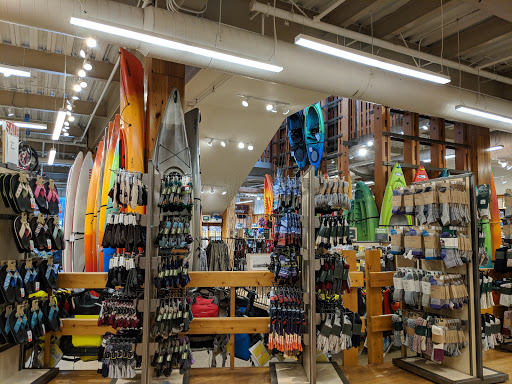 Clothing Store «L.L. Bean», reviews and photos, 6 Wayside Rd, Burlington, MA 01803, USA