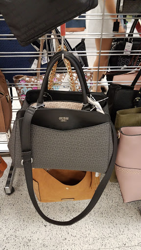 Shopping Mall «Southroads Shopping Center», reviews and photos, 5211 E 41st St, Tulsa, OK 74135, USA