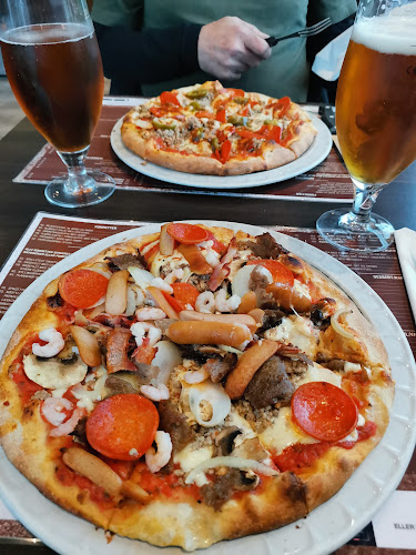Anmeldelser af Restaurant Italiano Bjerringbro i Randers - Pizza