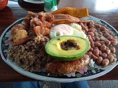 Restaurante Comida Tipica - Cra. 16 #6-5, Circasia, Quindío, Colombia