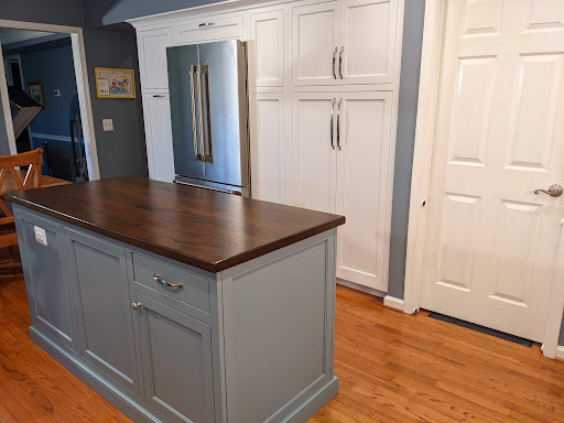 Rustic Furniture Store «Shenandoah Furniture Gallery LLC», reviews and photos, 121 E Main St, Purcellville, VA 20132, USA