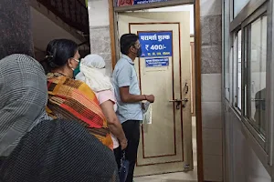 Chauhan Hospital - TB | Sexologist | Gynecologist | Psychiatric | Pulmonologist Hospital in Kanpur image
