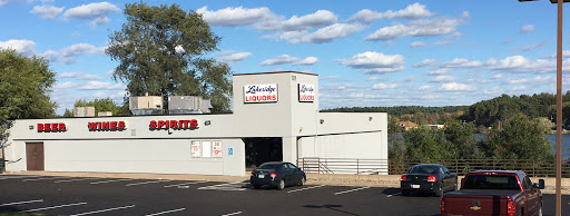 Lakeridge Liquors, 101 Vadnais Blvd, St Paul, MN 55127, USA, 