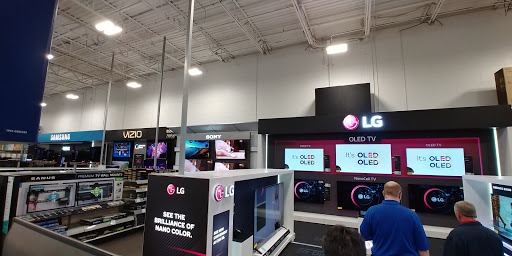 Electronics Store «Best Buy», reviews and photos, 1100-1300 N Galleria Dr, Middletown, NY 10941, USA