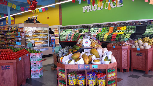 Supermarket «El Toro Loco», reviews and photos, 240 Garden Hwy, Yuba City, CA 95991, USA