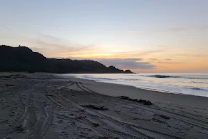 Chauman Beach image