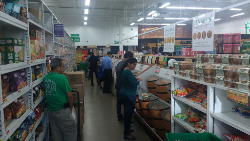 Grocery Store «Patel Brothers», reviews and photos, 830 W Golf Rd, Schaumburg, IL 60194, USA