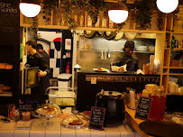 Atmosphère du Restaurant Montroy Caféteria à Montreuil - n°7