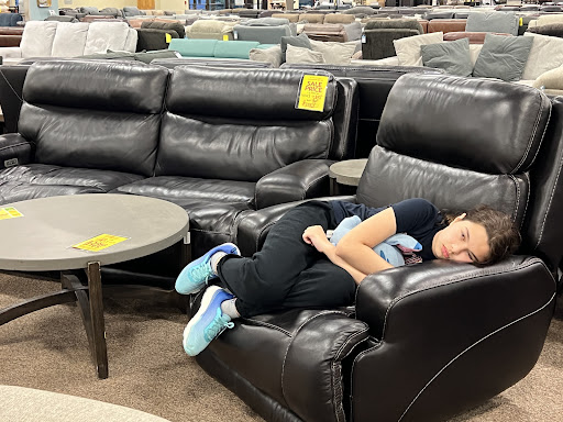 Furniture Store «Raymour & Flanigan Furniture and Mattress Store», reviews and photos, 538 Boston Post Rd, Orange, CT 06477, USA