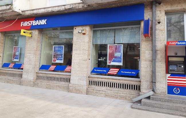 Piraeus Bank - <nil>