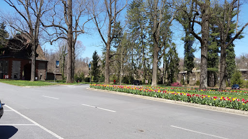 Gift Shop «Gate House Gift Shop», reviews and photos, Biltmore Estate Dr, Asheville, NC 28803, USA