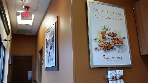 Fast Food Restaurant «Chick-fil-A», reviews and photos, 185 N Randall Rd, Batavia, IL 60510, USA