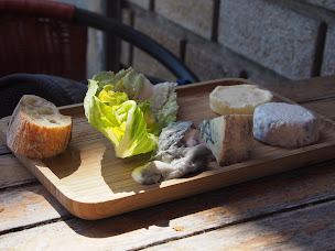 Photo n°59 de LE POISSON IVRE à Dinan ()