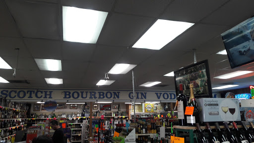 Liquor Store «Plaza 21 Discount Liquors», reviews and photos, 1014 S 21st St E, Colorado Springs, CO 80904, USA