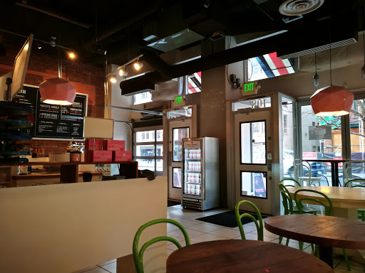 Cafe «Cupcake Royale», reviews and photos, 108 Pine St, Seattle, WA 98101, USA