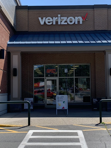 Verizon Authorized Retailer - Russell Cellular