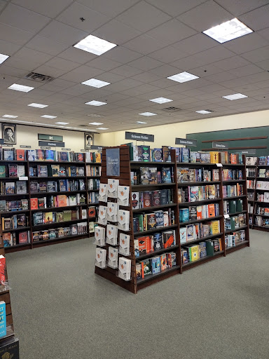 Barnes & Noble image