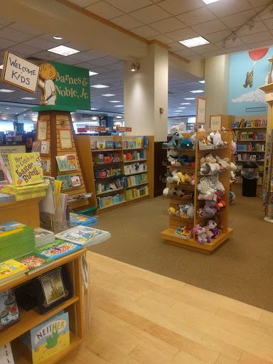 Book Store «Barnes & Noble», reviews and photos, 4300 Montgomery Rd, Ellicott City, MD 21043, USA