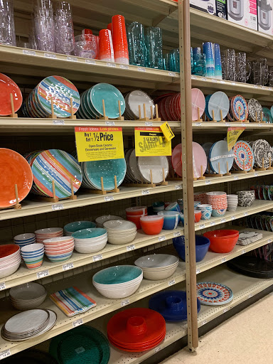 Grocery Store «Fred Meyer», reviews and photos, 365 Renton Center Way SW, Renton, WA 98057, USA