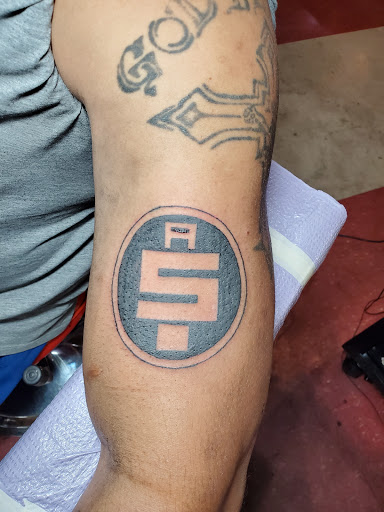 Tattoo Shop «Pork Chop», reviews and photos, 1356 James Jones Ave, Florence, SC 29505, USA