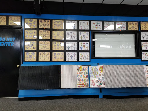 Explore good neck tattoo ideas, creative tattoo ideas in Louisville, available at Tattoo Charlies PRP